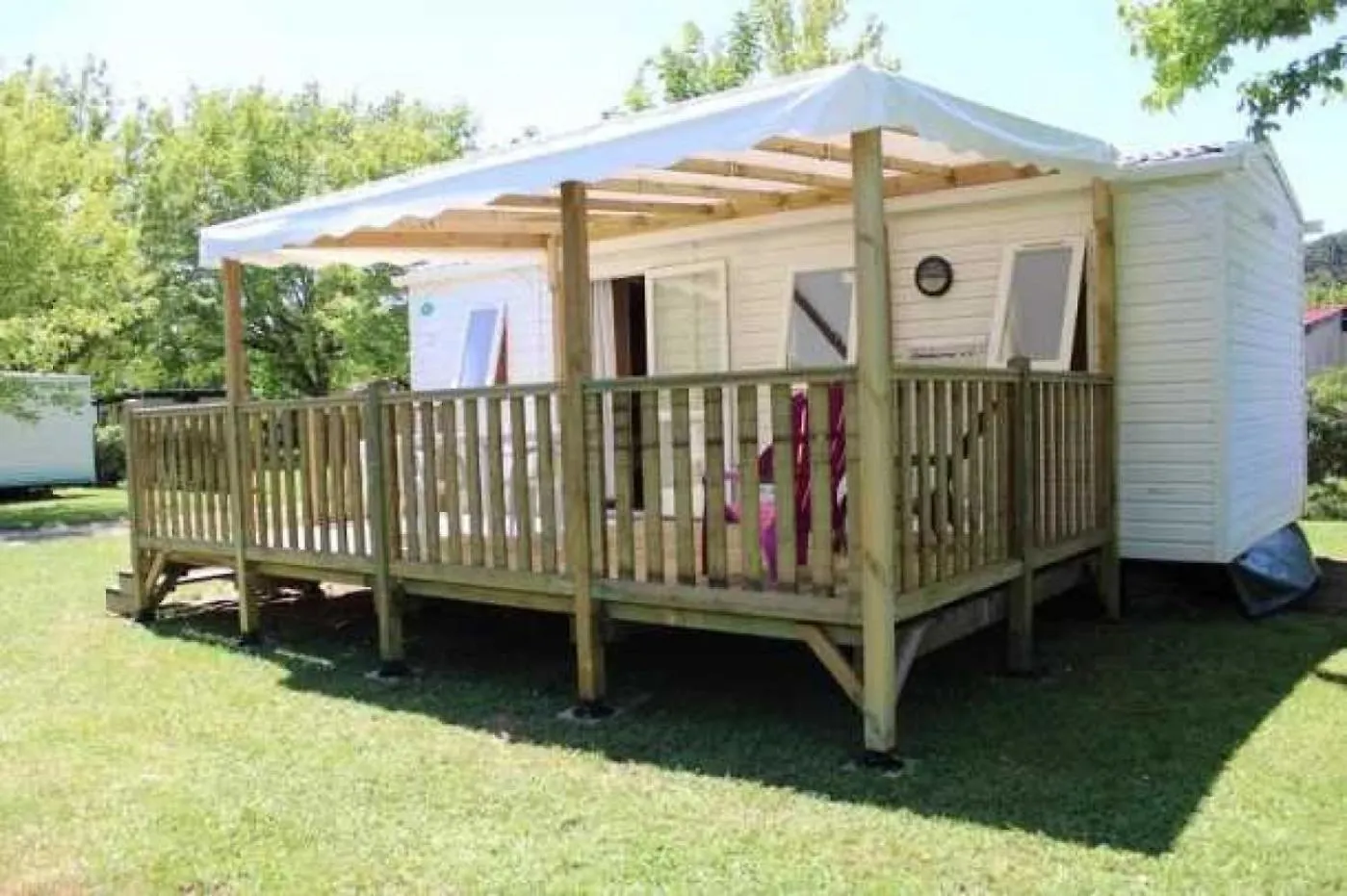 Camping 3 Etoiles - Piscine - Eehgee Castelnau-Picampeau 0*,